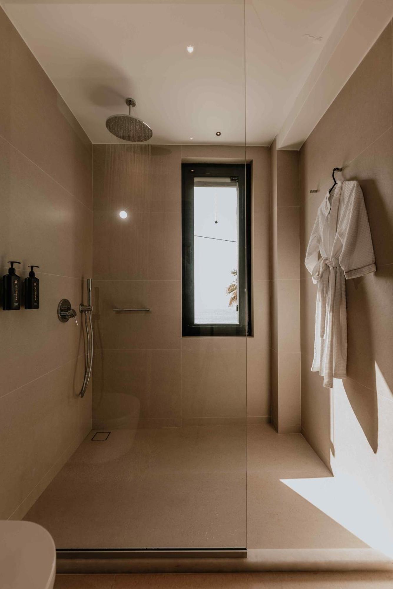 Ostrako Beachside Suites Agia Anna  Exterior foto